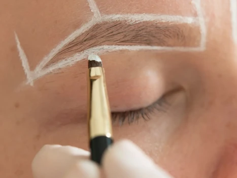 Microblading Kıl Tekniği: Doğal Kaşlara Ulaşmanın Sırrı